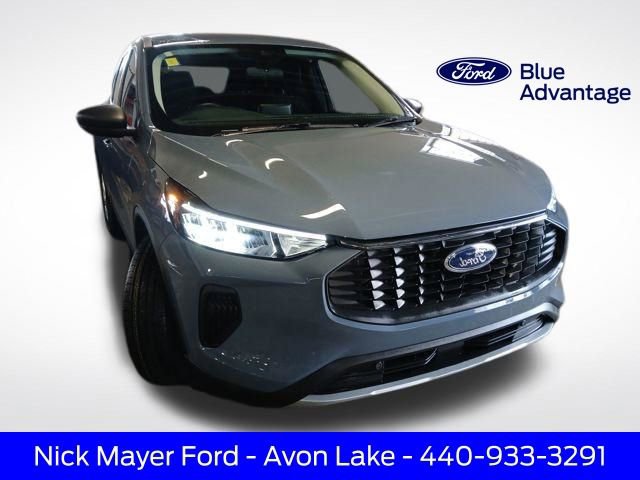 Certified 2023 Ford Escape Active AWD/4WD image 1