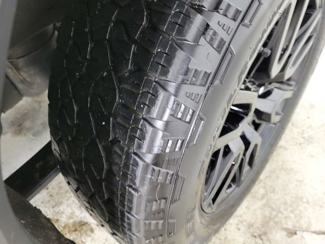 Used 2023 GMC Sierra 1500 Elevation image 11