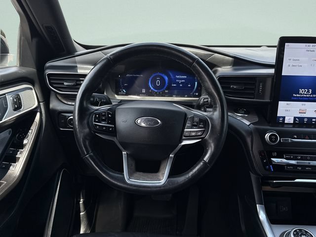 Certified 2020 Ford Explorer Platinum w/ Premium Technology Package AWD/4WD image 44