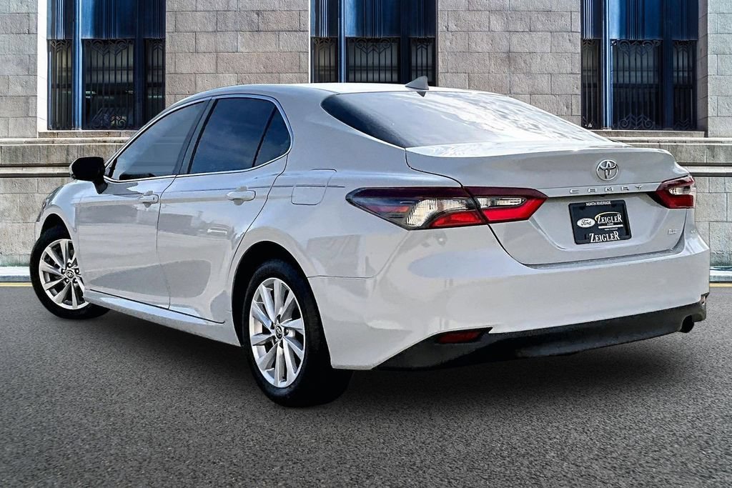 Used 2024 Toyota Camry LE w/ Convenience Package FWD image 10