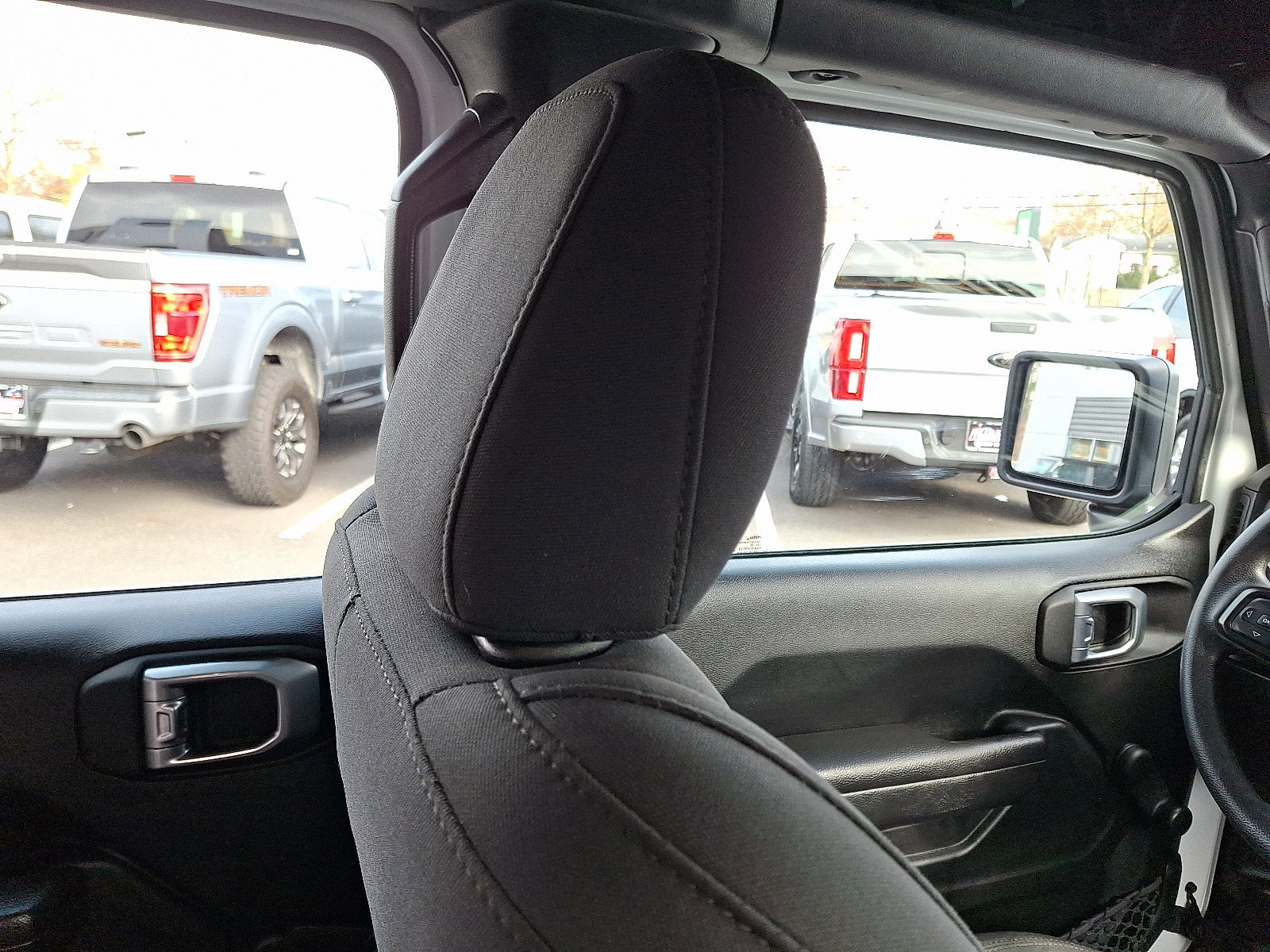 Used 2022 Jeep Wrangler Unlimited Sport image 14