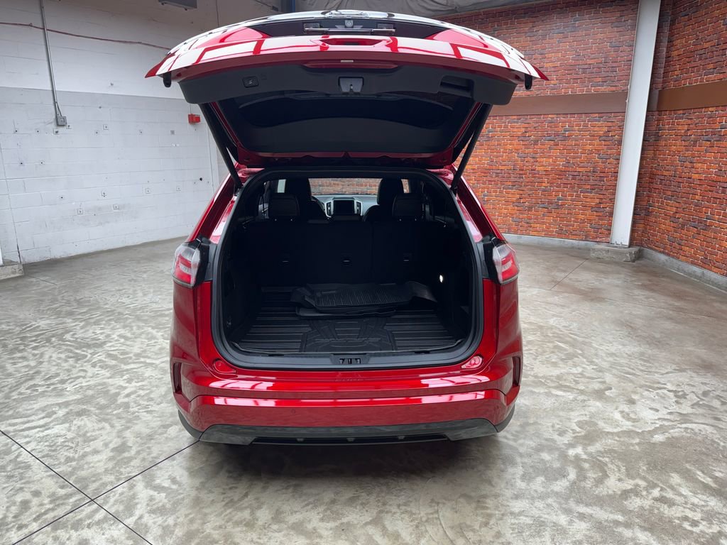 Certified 2024 Ford Edge ST-Line w/ Cargo Accessory Package AWD/4WD image 26