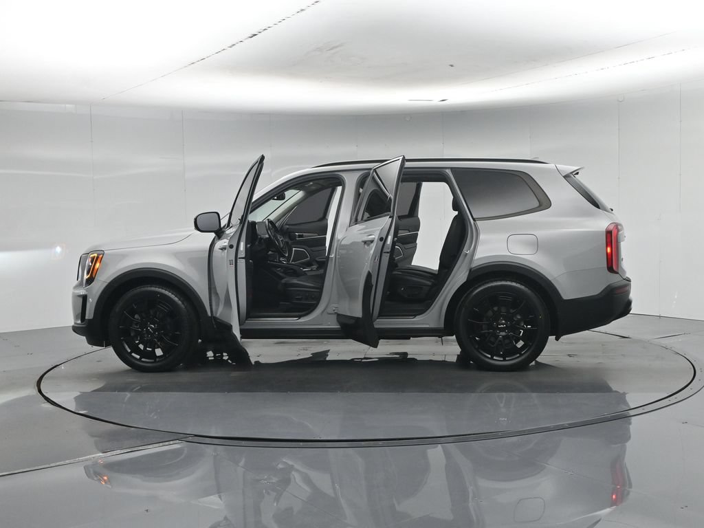 Used 2022 Kia Telluride SX w/ SX Prestige Package AWD/4WD image 42