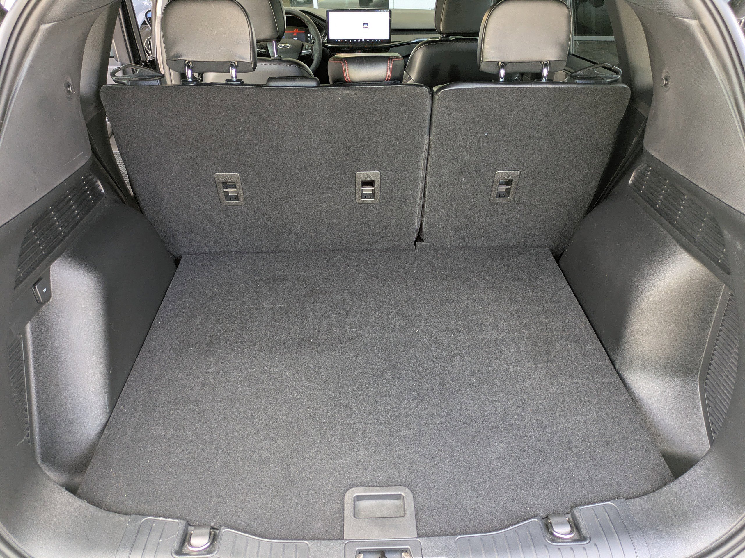 Certified 2023 Ford Escape ST-Line w/ Tech Pack #1 FWD image 13