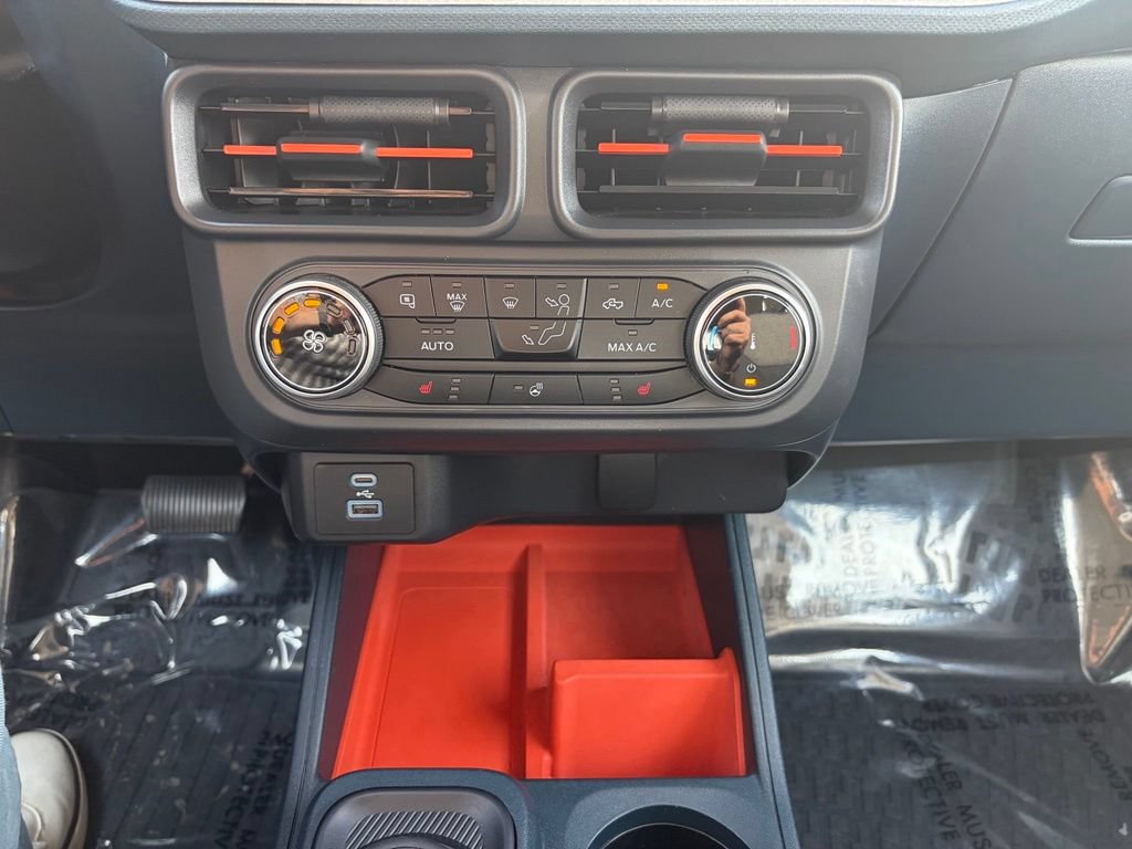 Certified 2024 Ford Maverick XLT w/ XLT Luxury Package AWD/4WD image 38