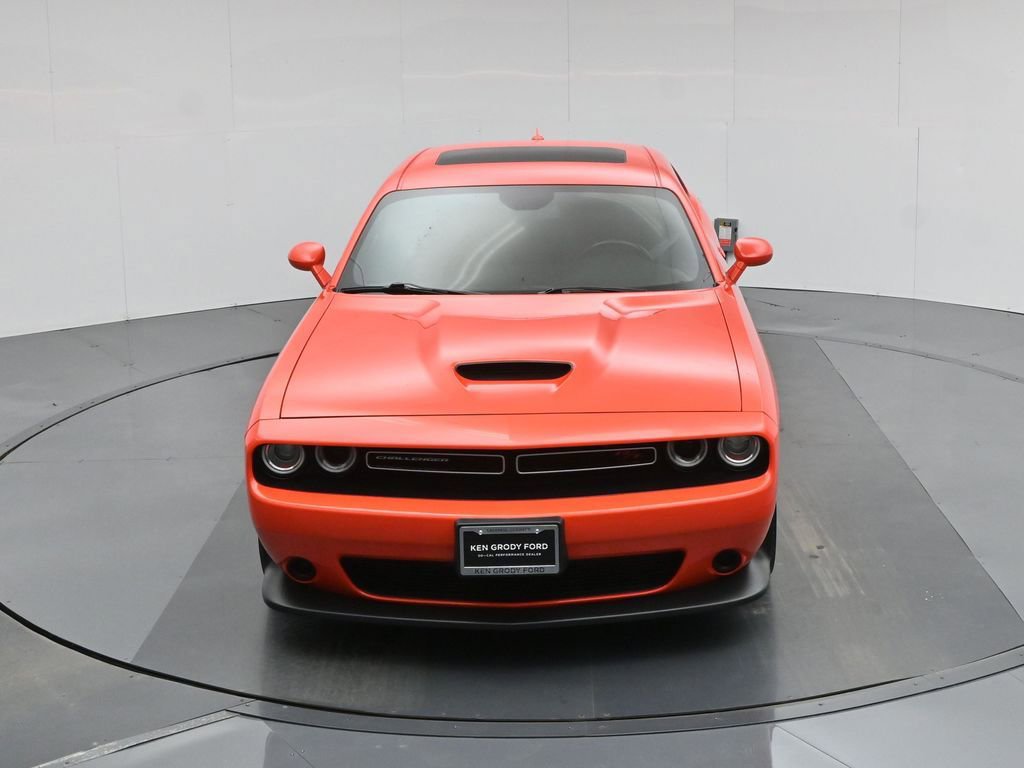 Used 2023 Dodge Challenger R/T image 32