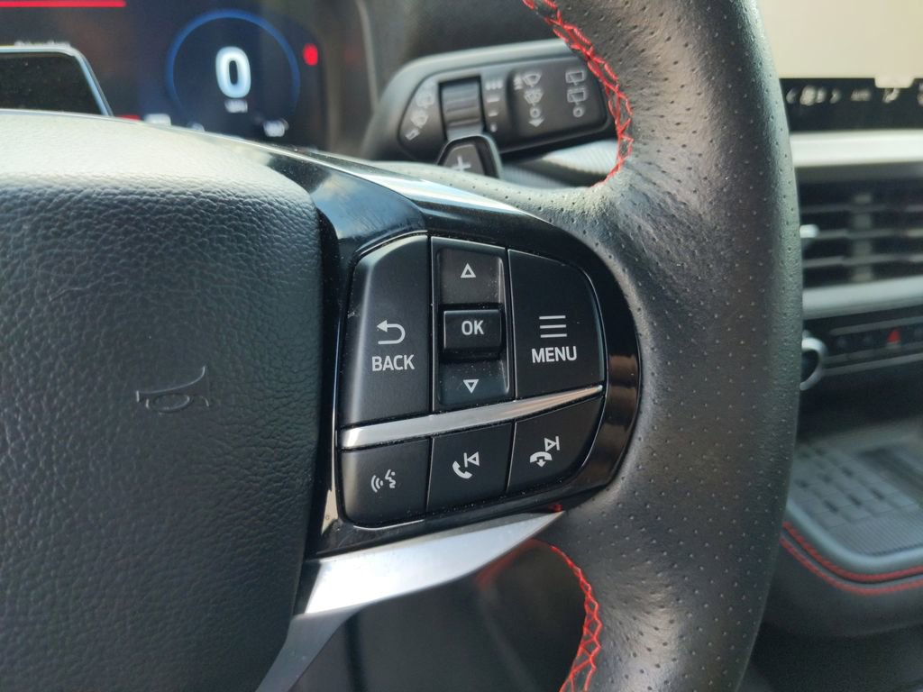 Certified 2025 Ford Explorer ST image 32