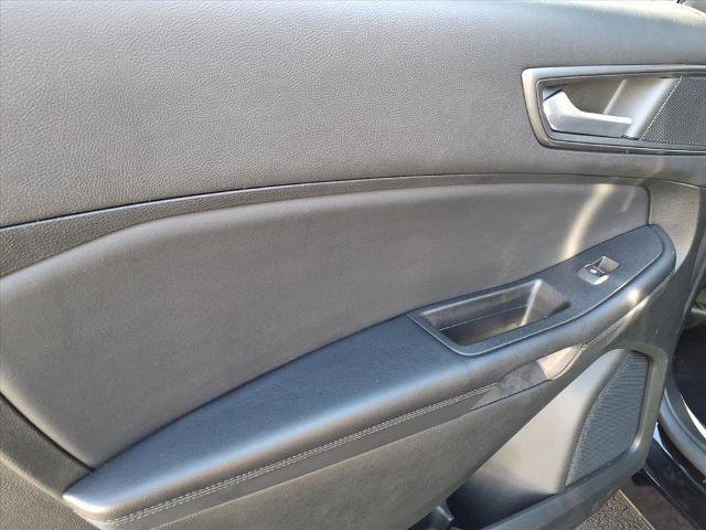 Certified 2022 Ford Edge SE w/ Black Appearance Package image 19