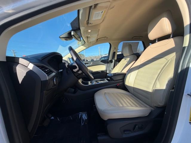 Certified 2022 Ford Edge SEL image 12