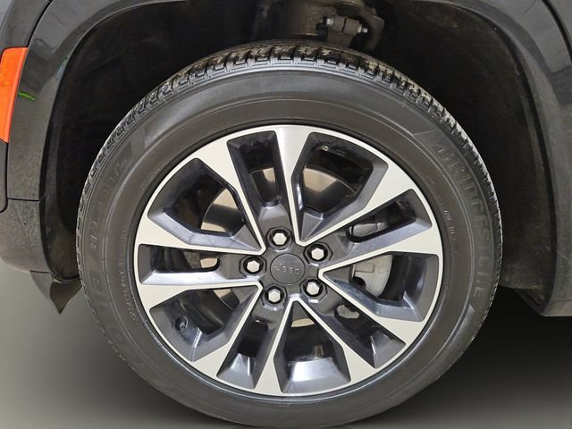 Used 2023 Jeep Grand Cherokee L Overland w/ Rear Seat Video Group I AWD/4WD image 25