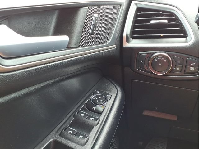 Certified 2022 Ford Edge SEL w/ Convenience Package AWD/4WD image 29