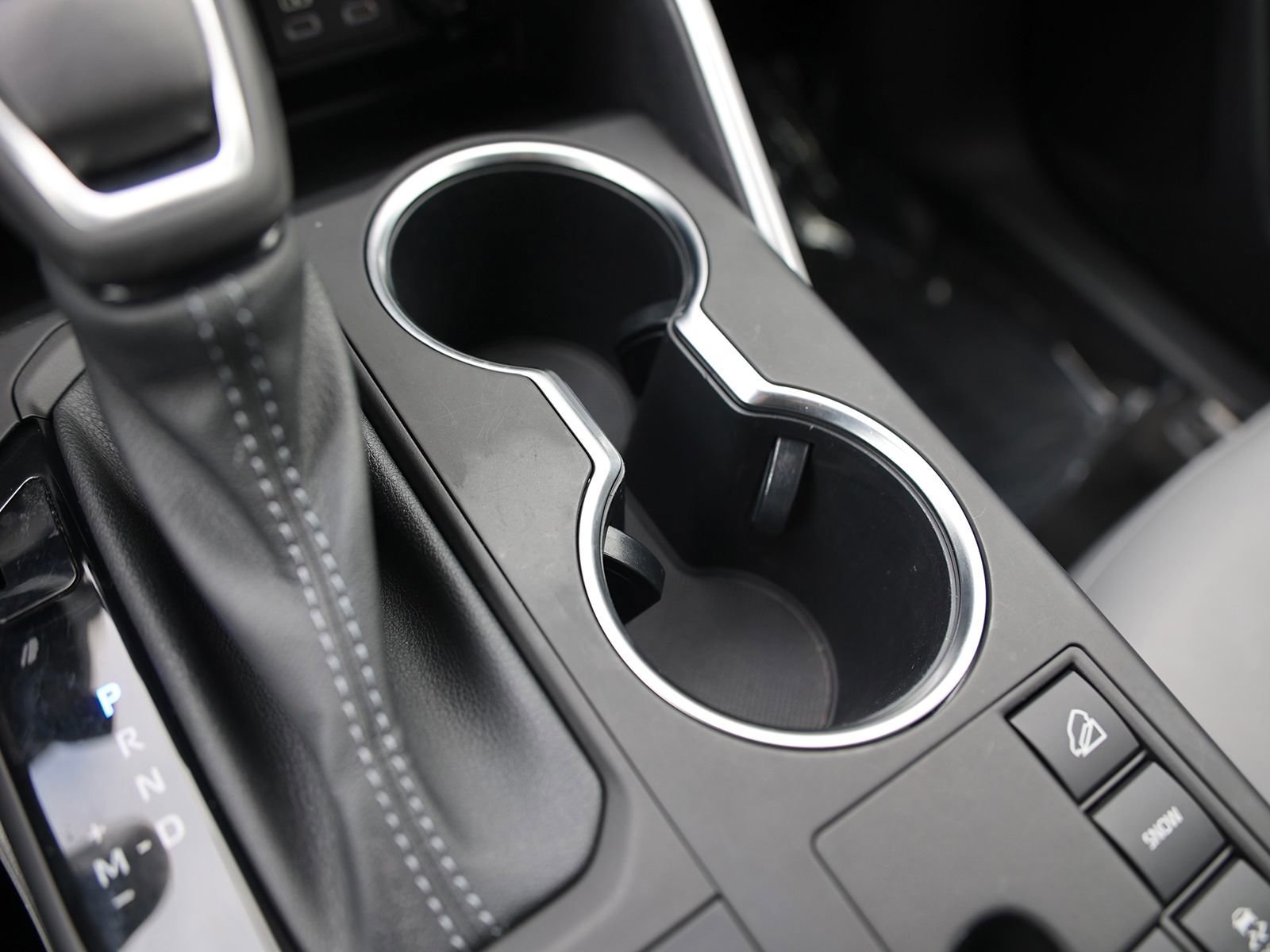 Used 2023 Toyota Highlander XLE AWD/4WD image 34