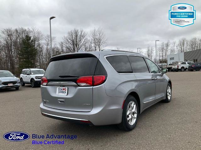 Used 2020 Chrysler Pacifica Limited FWD image 25