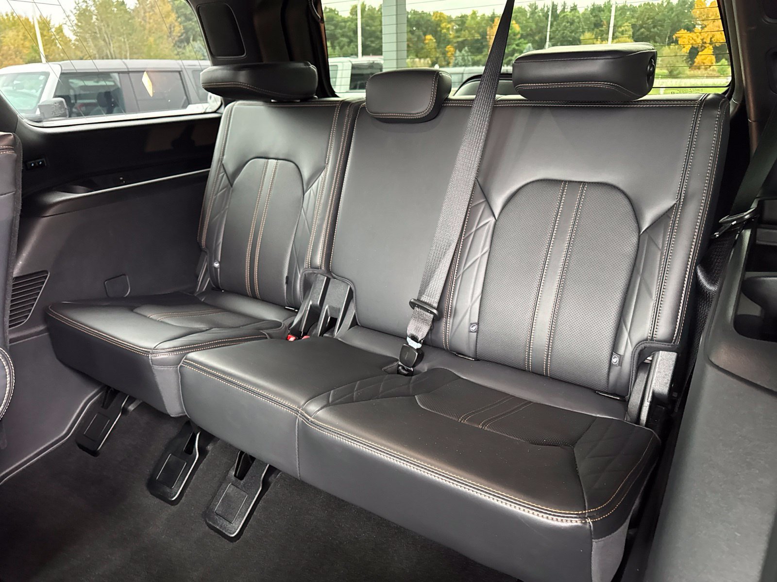 Certified 2024 Ford Expedition Platinum AWD/4WD image 43