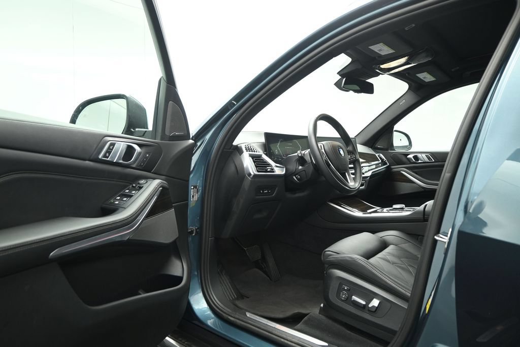 Used 2024 BMW X5 sDrive40i RWD image 7