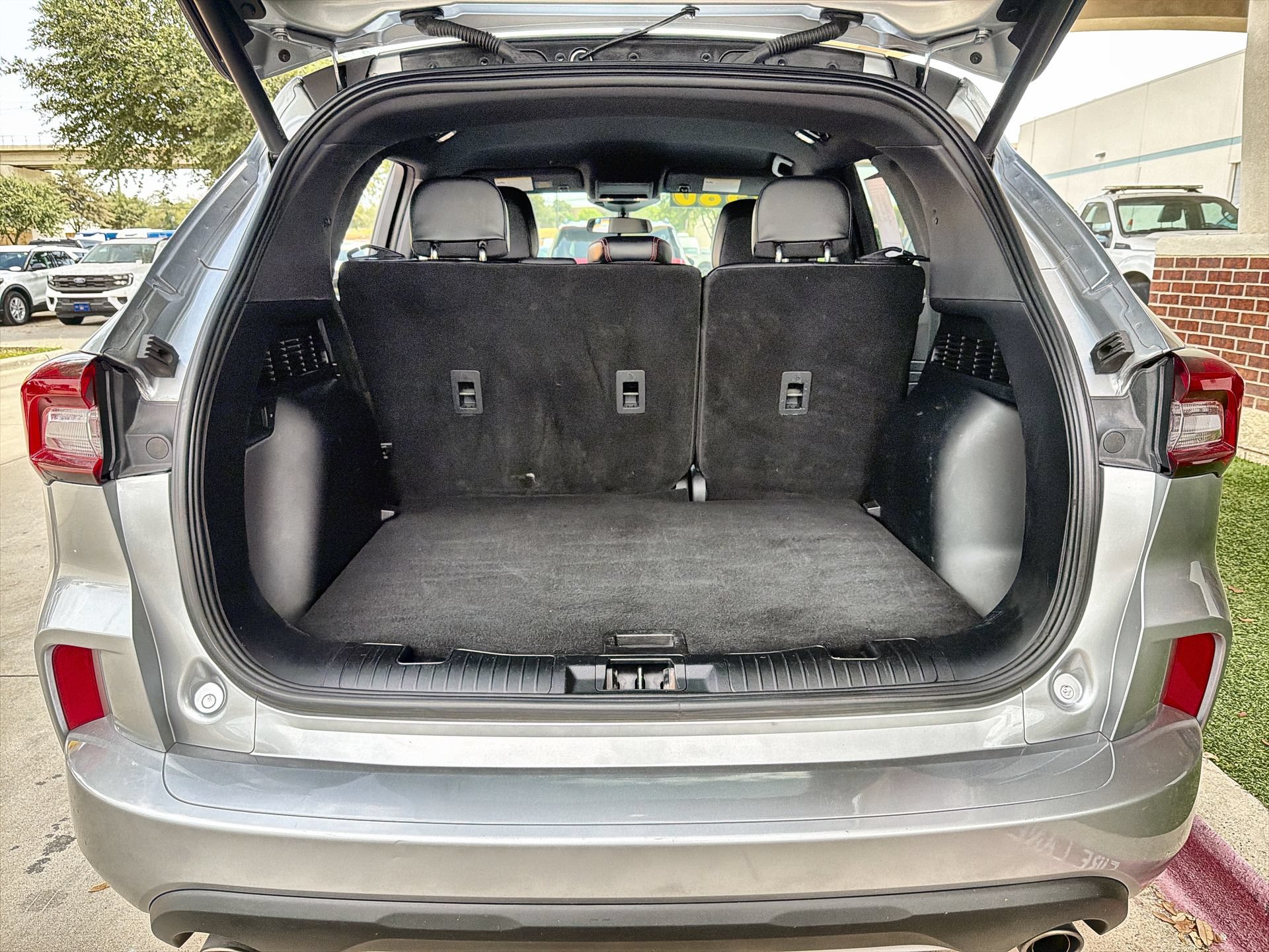 Certified 2024 Ford Escape ST-Line FWD image 22