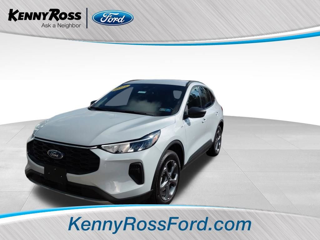 Certified 2025 Ford Escape ST-Line image 1