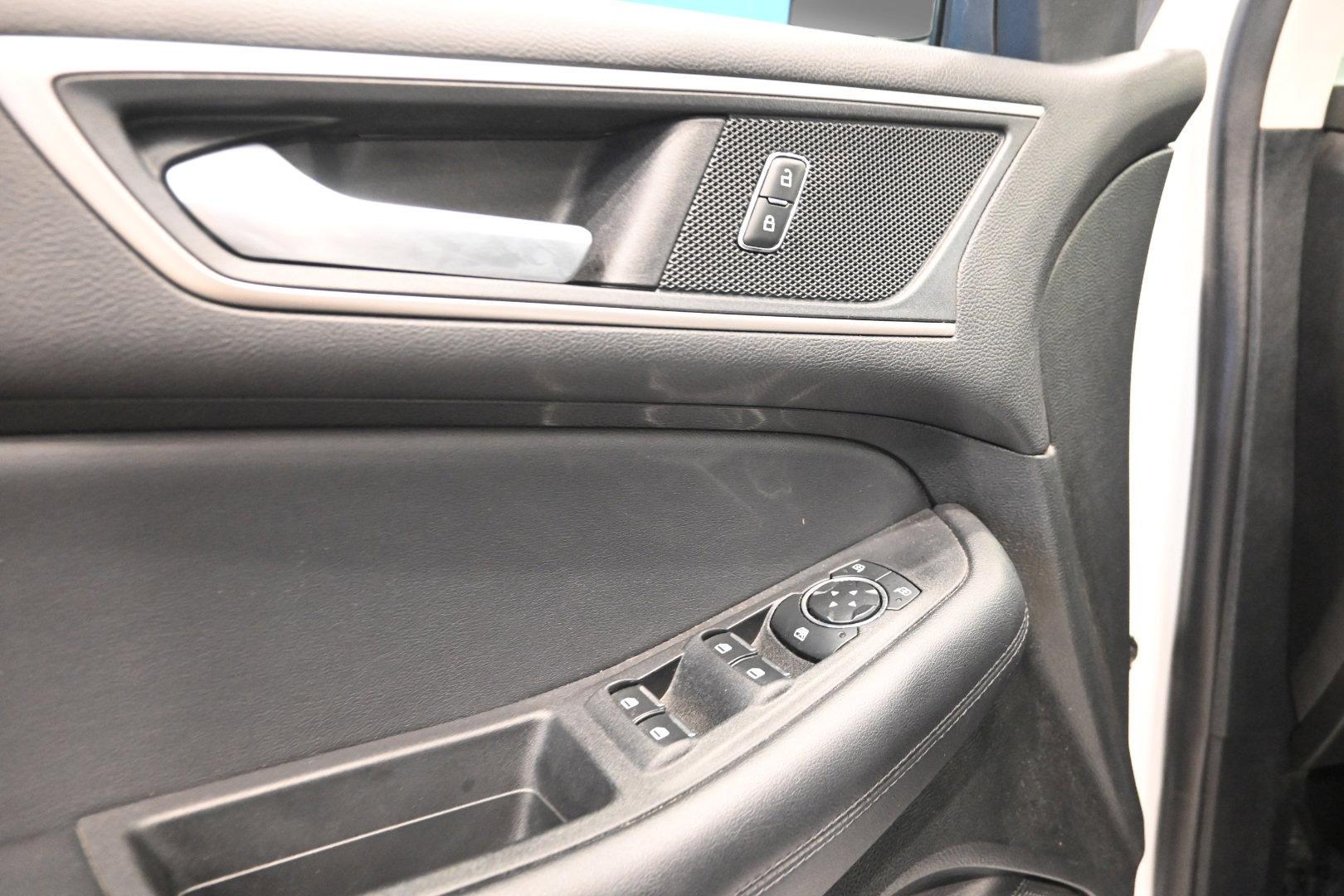Certified 2023 Ford Edge SEL AWD/4WD image 16
