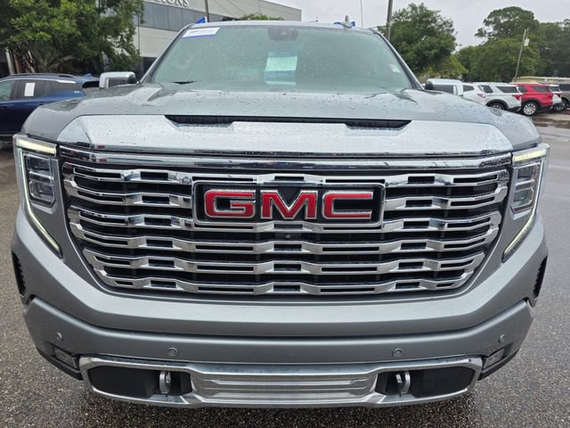Used 2023 GMC Sierra 1500 Denali AWD/4WD image 3