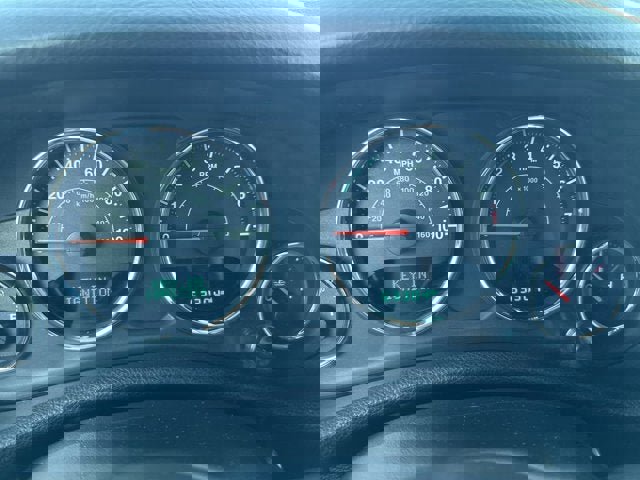 Used 2017 Jeep Wrangler Unlimited Rubicon w/ Connectivity Group image 14