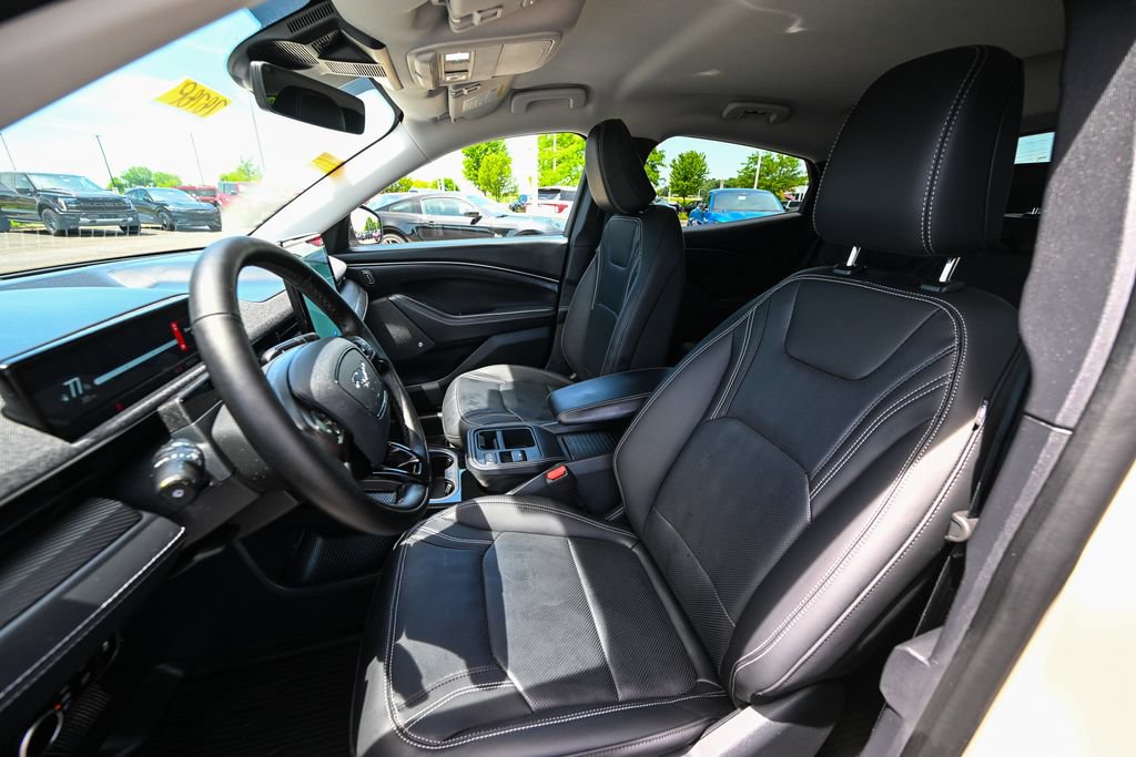 Certified 2025 Ford Mustang Mach-E Premium AWD/4WD image 19