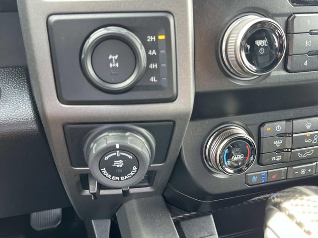 Certified 2019 Ford F150 Raptor w/ Equipment Group 802A Luxury image 36