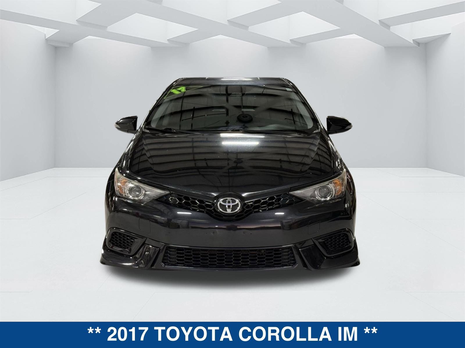 Used 2017 Toyota Corolla iM image 8