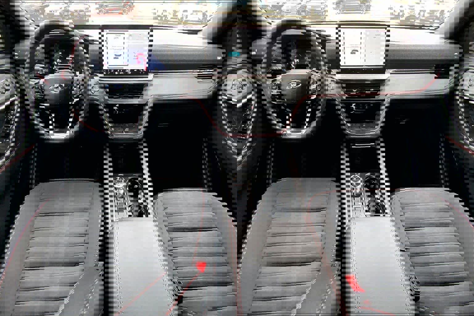 Certified 2025 Ford Explorer ST-Line w/ Premium Package image 15