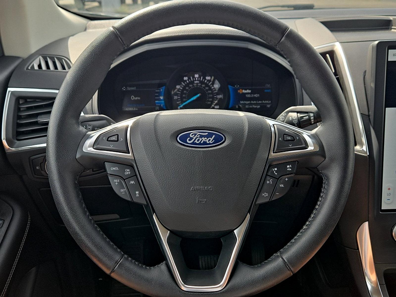 Certified 2023 Ford Edge Titanium w/ Equipment Group 301A AWD/4WD image 12