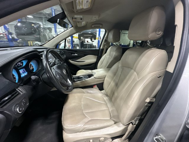Used 2018 Buick Envision Essence FWD image 17