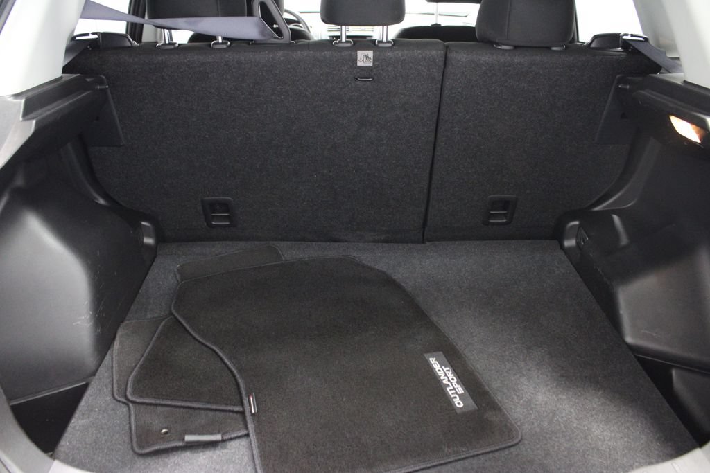 Used 2024 Mitsubishi Outlander Sport ES AWD/4WD image 16