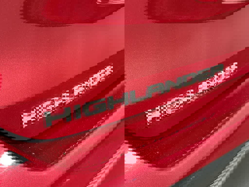 Used 2022 Toyota Highlander XSE image 7