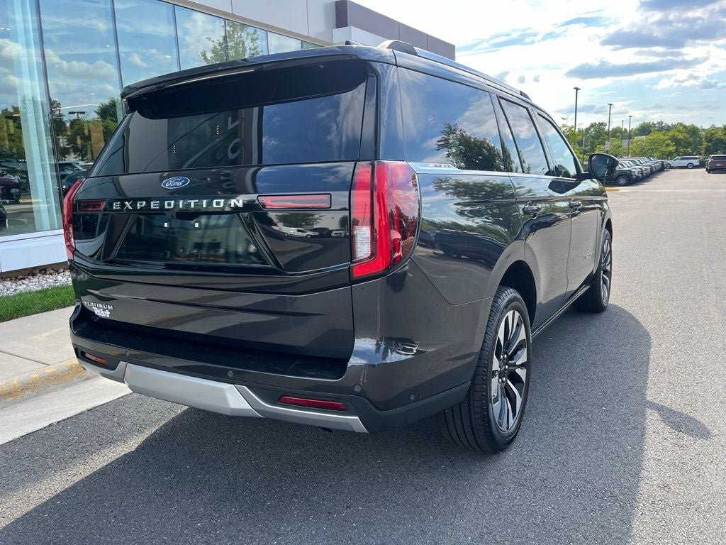 Certified 2025 Ford Expedition Platinum w/ Driver's Package AWD/4WD image 13