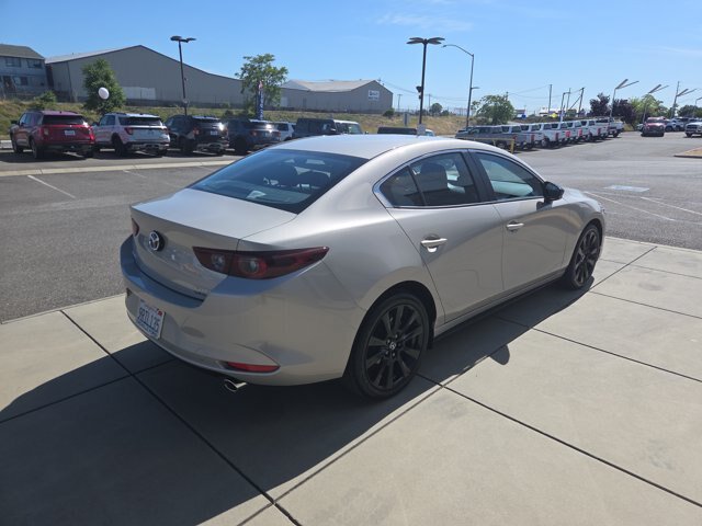 Used 2025 MAZDA MAZDA3 s FWD image 5