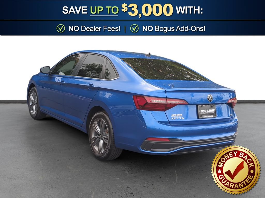 Used 2024 Volkswagen Jetta SE FWD image 4