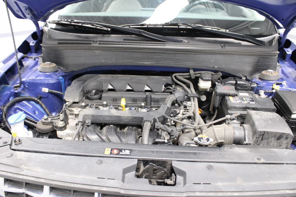 Used 2024 Hyundai Venue SEL FWD image 29
