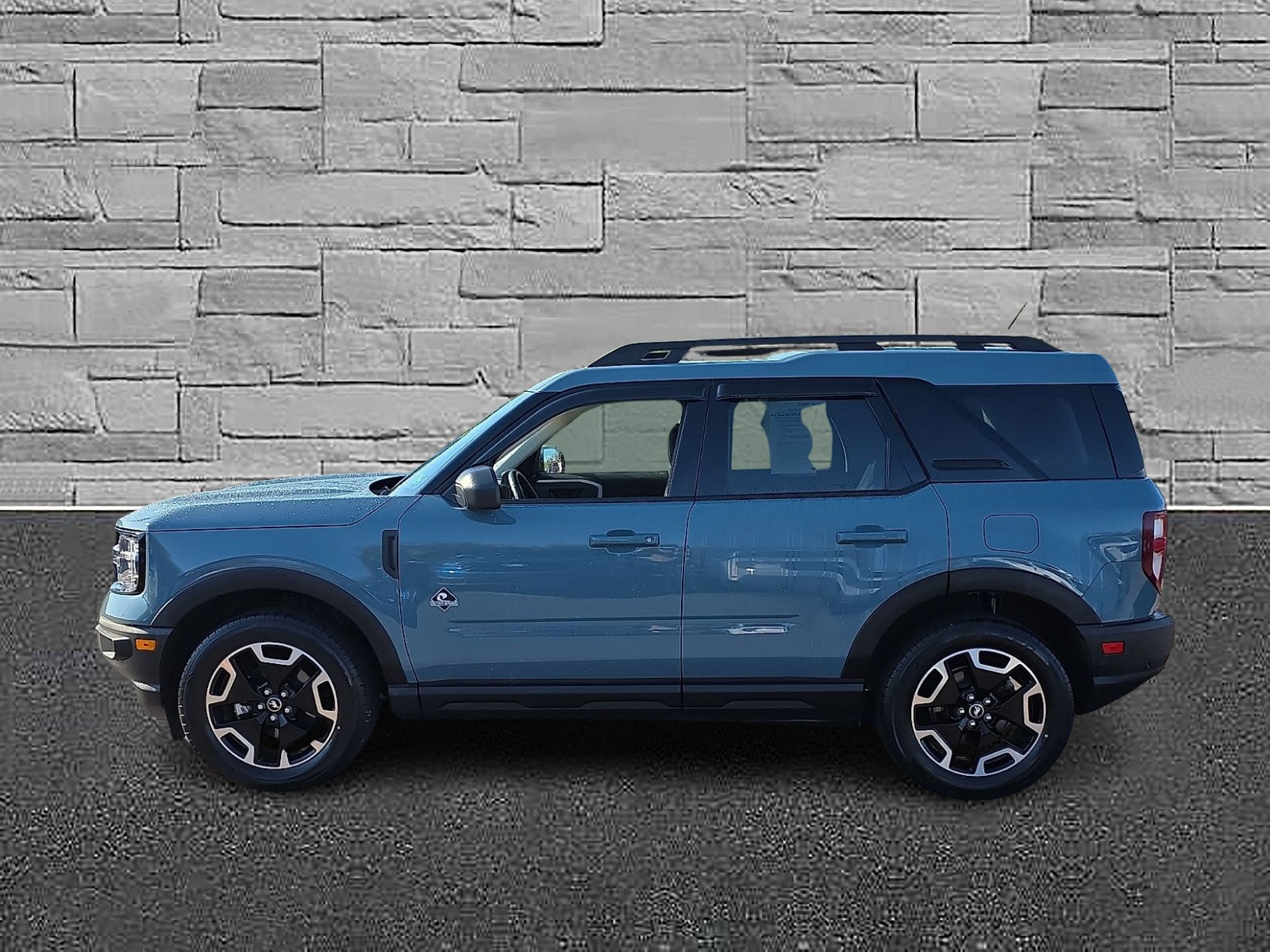 Certified 2023 Ford Bronco Sport Outer Banks w/ Tech Package AWD/4WD image 6