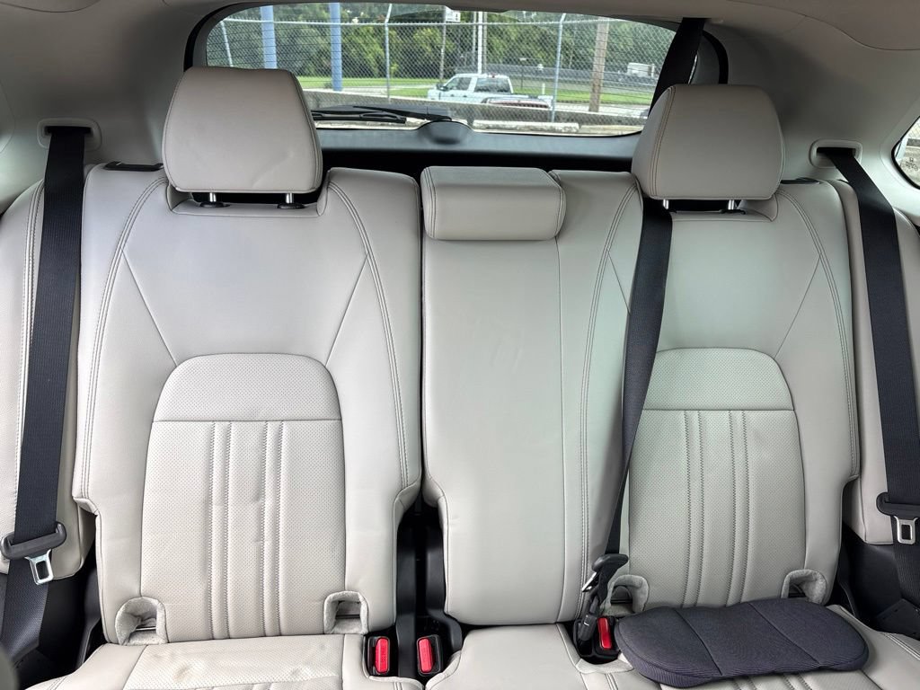 Used 2026 Honda HR-V EX-L image 9
