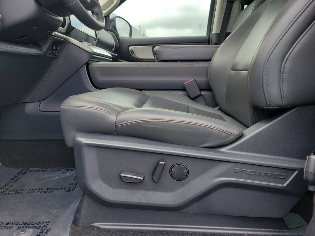 Certified 2025 Ford Expedition Max Active AWD/4WD image 19
