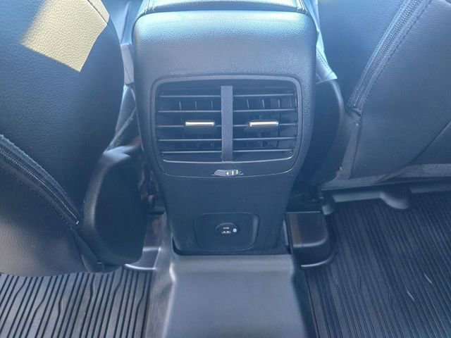 Certified 2022 Ford Escape Titanium image 9