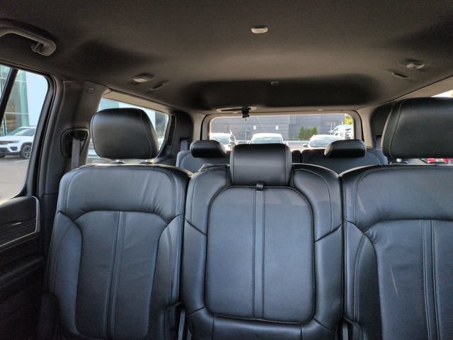 Used 2022 Jeep Wagoneer Series III AWD/4WD image 57