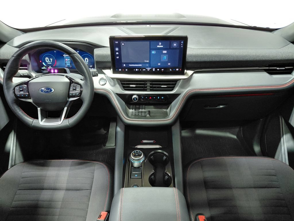 Certified 2025 Ford Explorer ST-Line w/ Premium Package AWD/4WD image 3