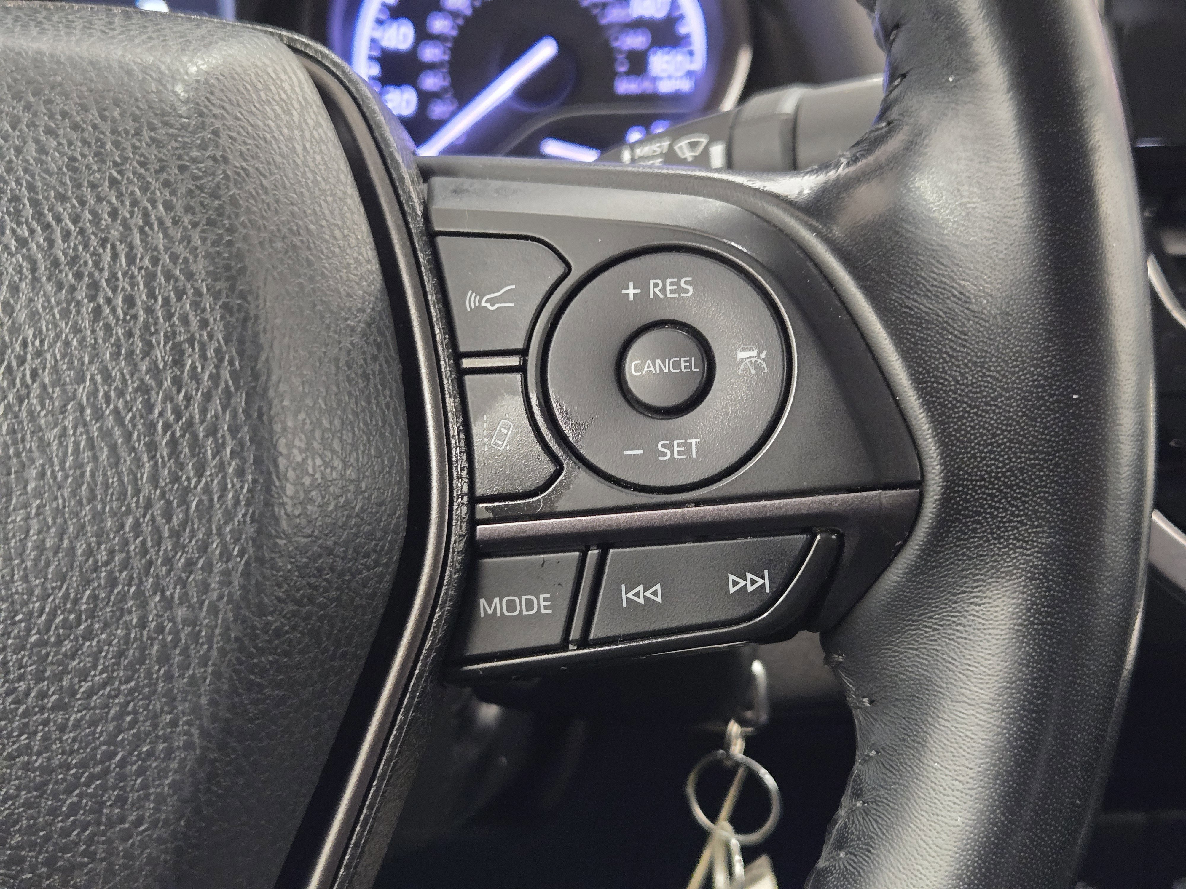 Used 2021 Toyota Camry SE FWD image 28