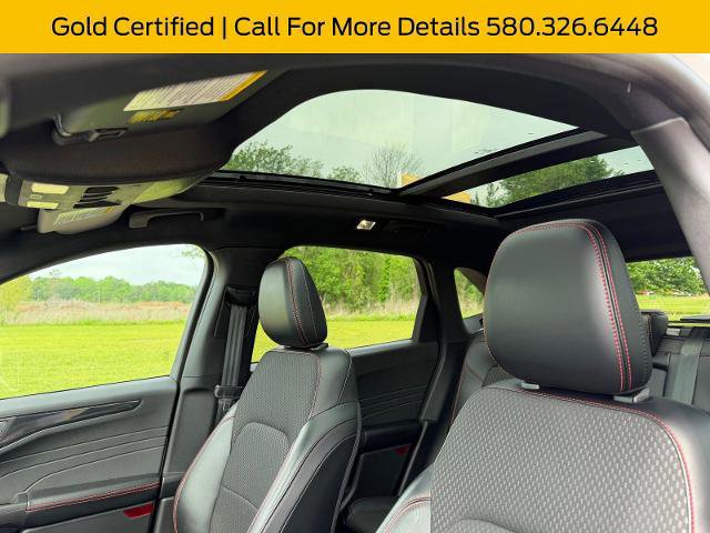 Certified 2023 Ford Escape ST-Line Select w/ Tech Pack #2 AWD/4WD image 17