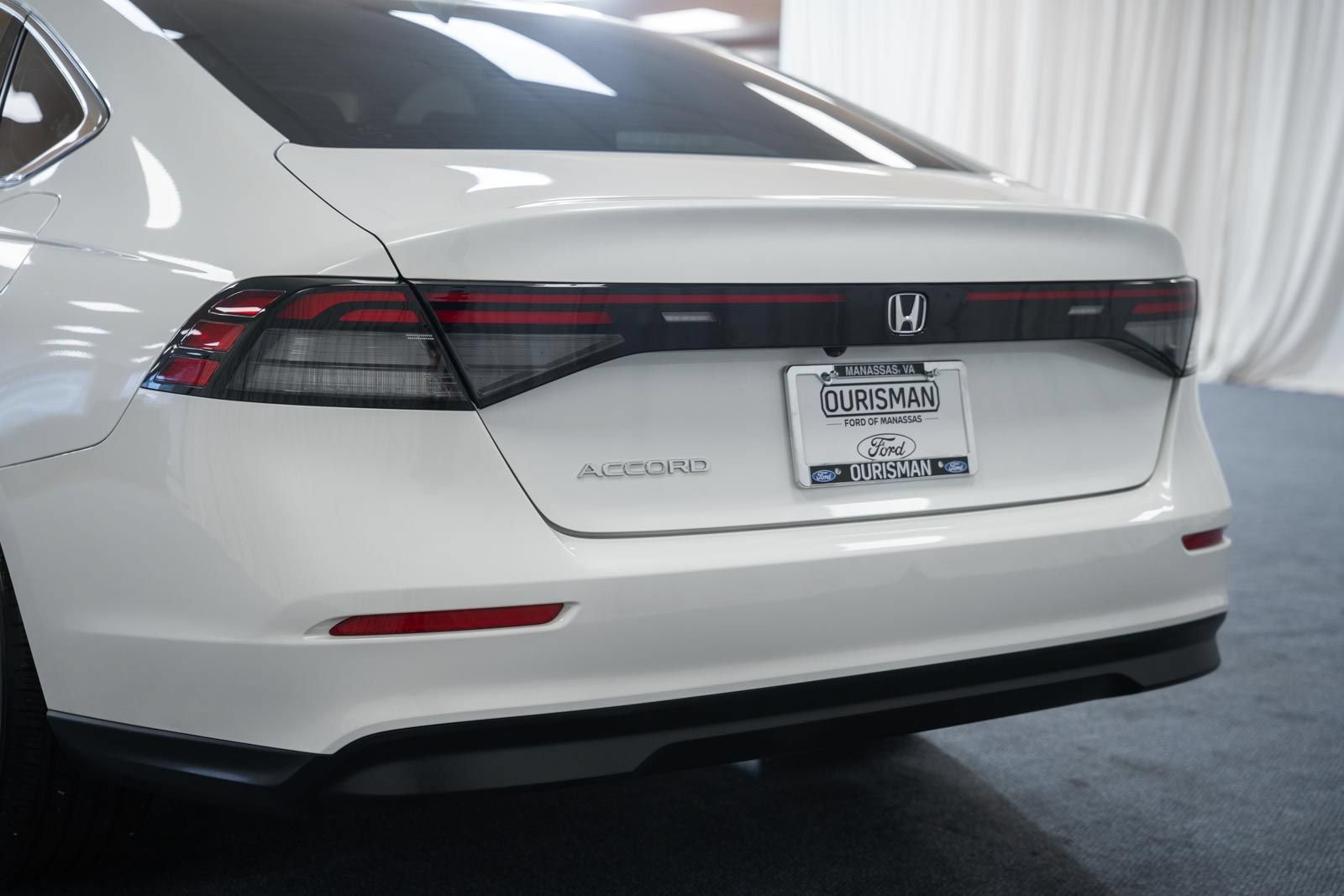 Used 2024 Honda Accord EX image 6
