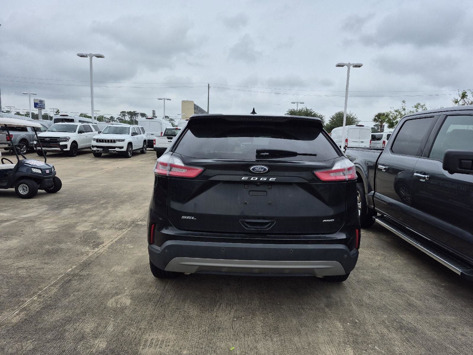 Certified 2022 Ford Edge SEL w/ Convenience Package AWD/4WD image 3