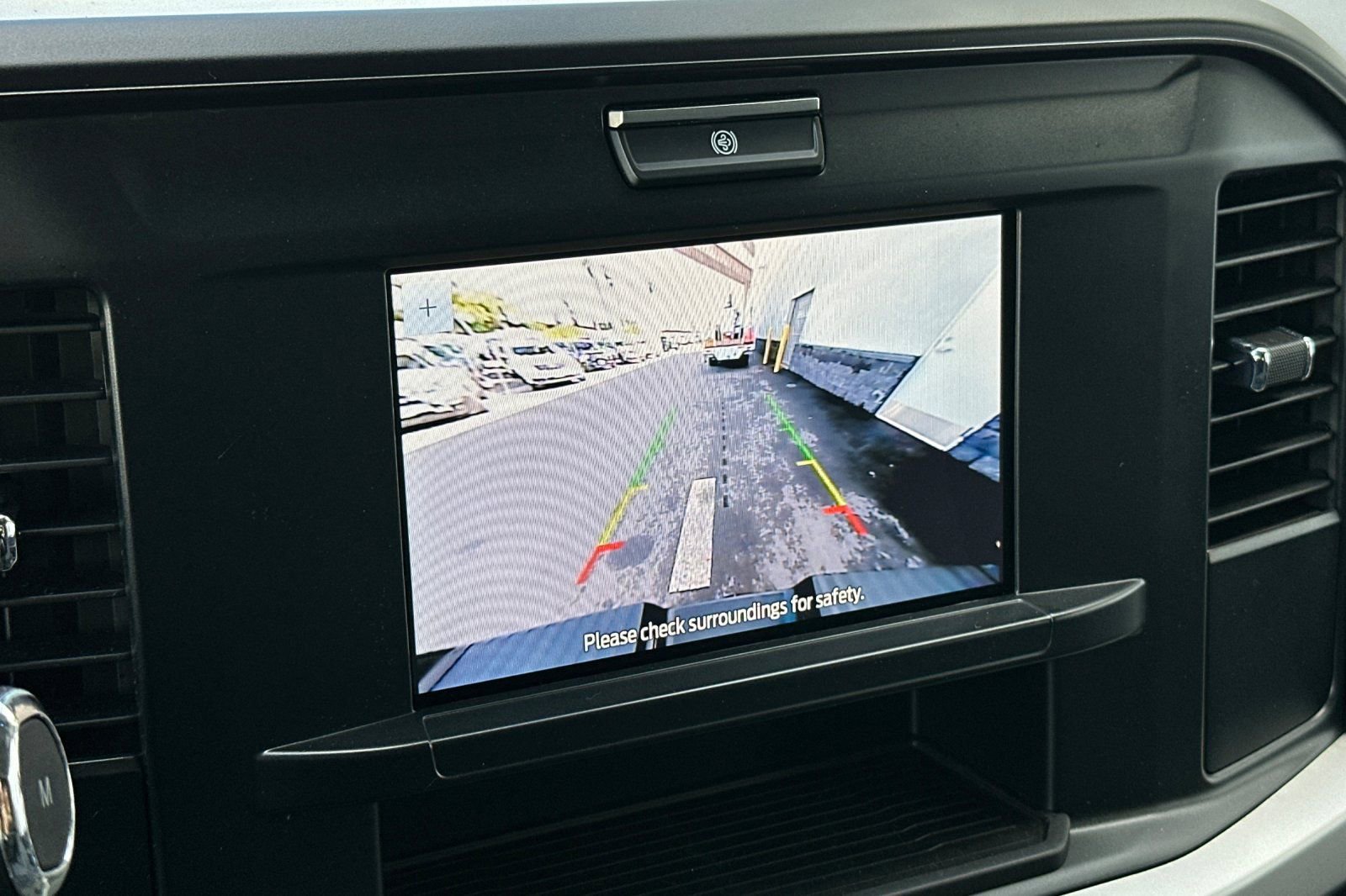 Certified 2025 Ford F250 XL image 17