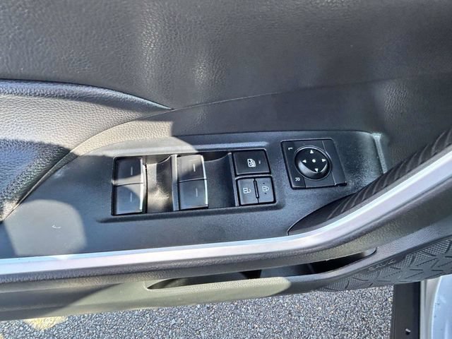 Used 2024 Toyota RAV4 XLE FWD image 18