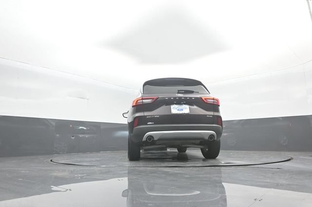 Certified 2023 Ford Escape Active AWD/4WD image 39
