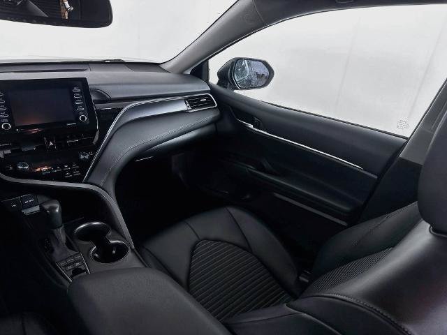 Used 2022 Toyota Camry SE w/ Convenience Package FWD image 22